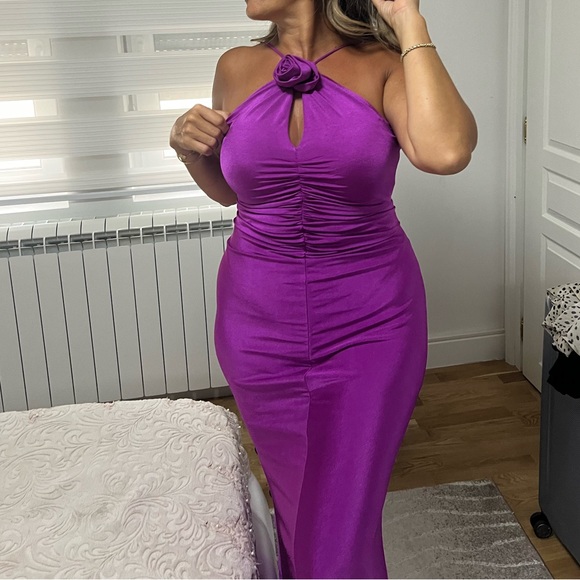 Oh hello purple dress - Picture 4 of 5